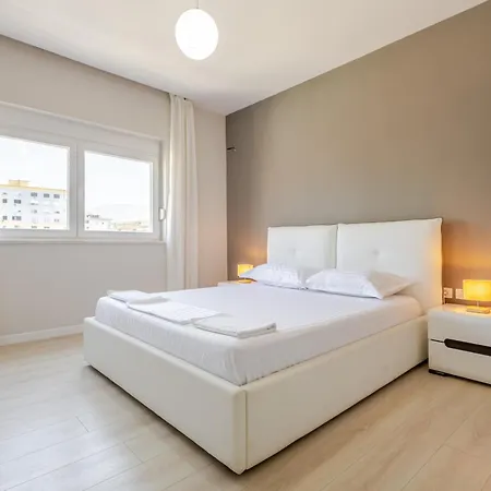 Apartamento New Bazaar - Steps From Center Tirana